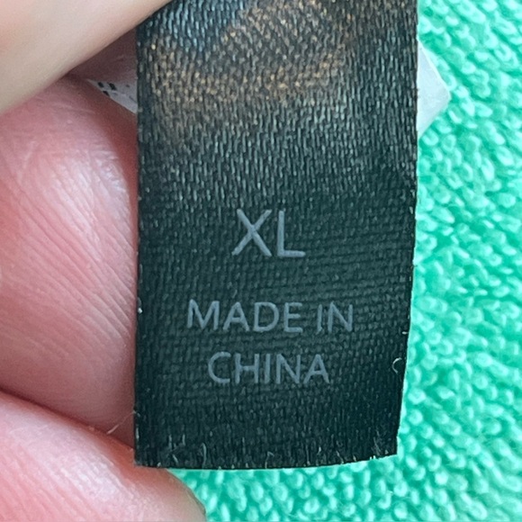 Fabletics Island Terry Cloth Mint Green Shirt Shorts Set Sz XL Pockets Vacation - Picture 13 of 16